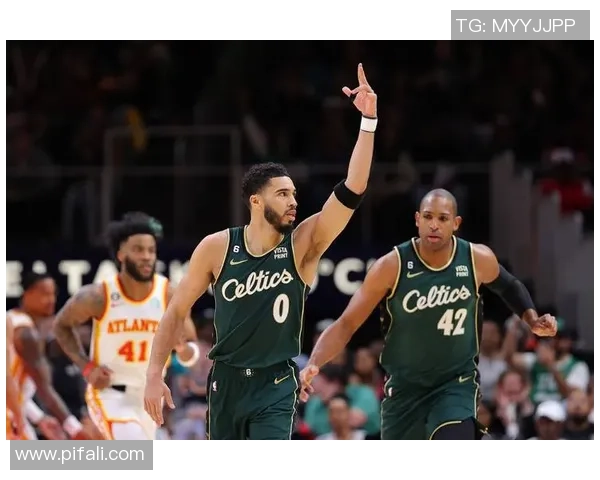 波士顿凯尔特人对阵火箭精彩比赛视频回顾与分析